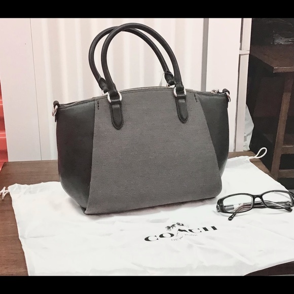 Coach Handbag - Picture 2 of 2